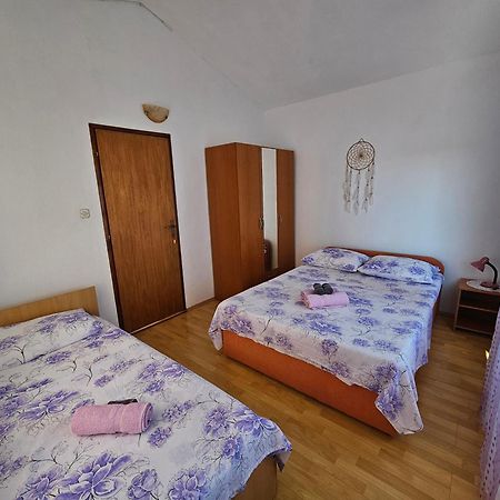 Apartments Maric Mali Drvenik Luaran gambar