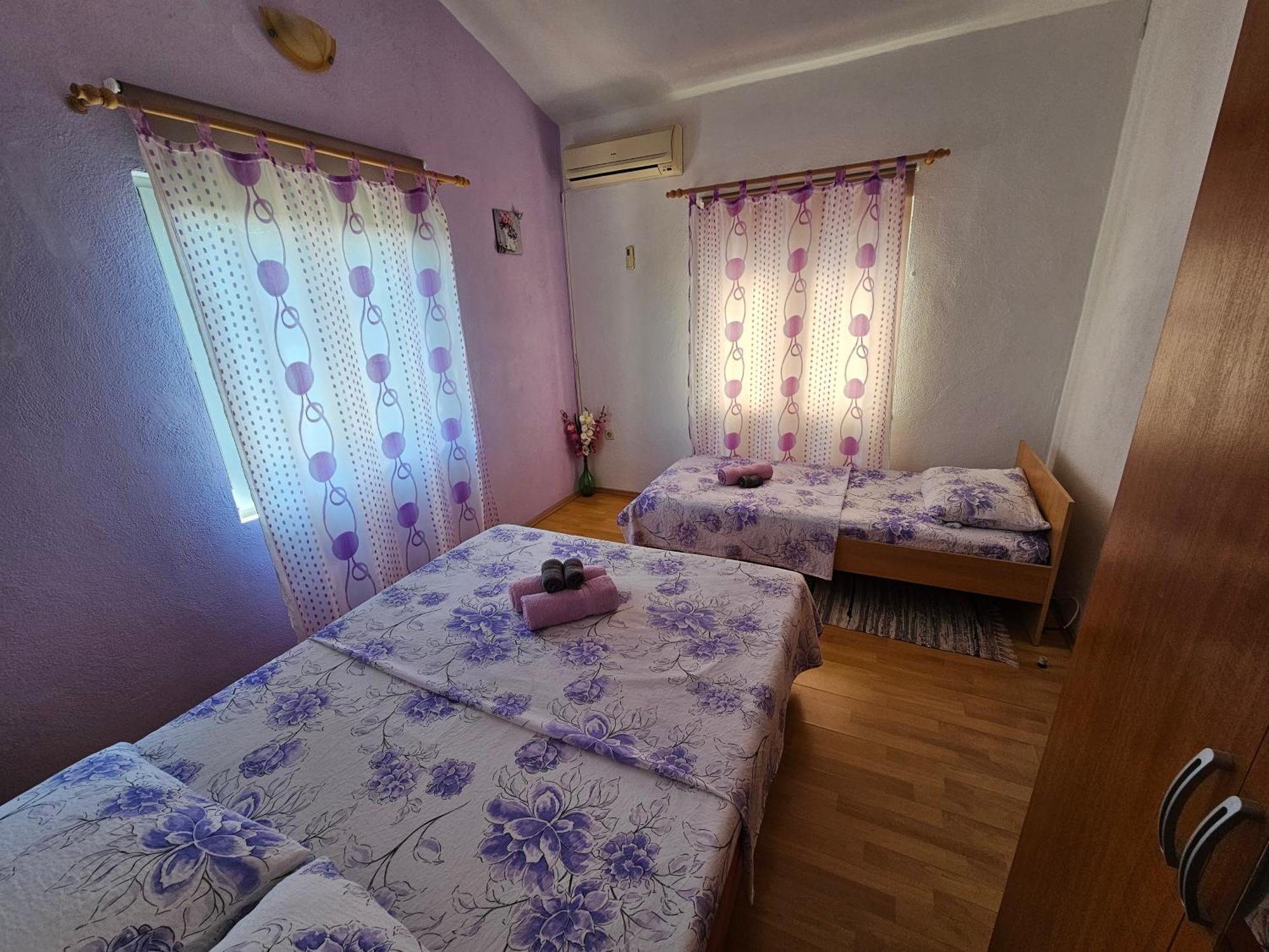 Apartments Maric Mali Drvenik Luaran gambar