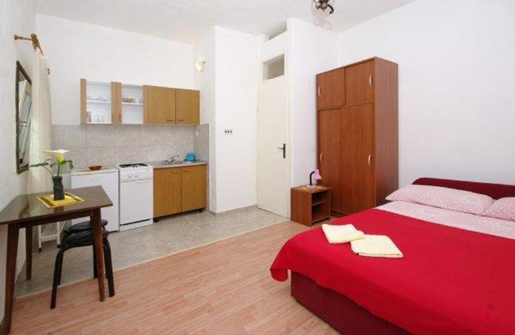 Apartments Maric Mali Drvenik Bilik gambar